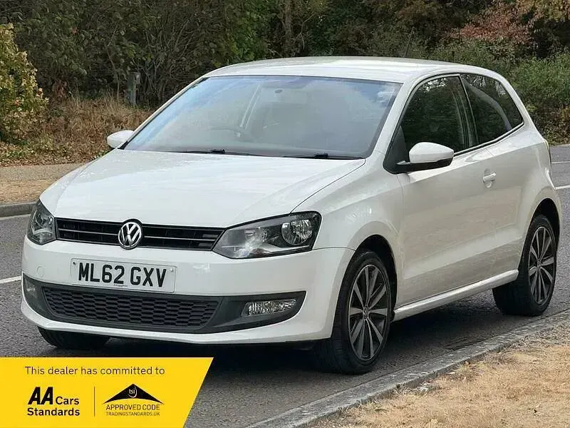 Used VW Polo Match 59 HP (43 kW) 2012 White Hatchback
