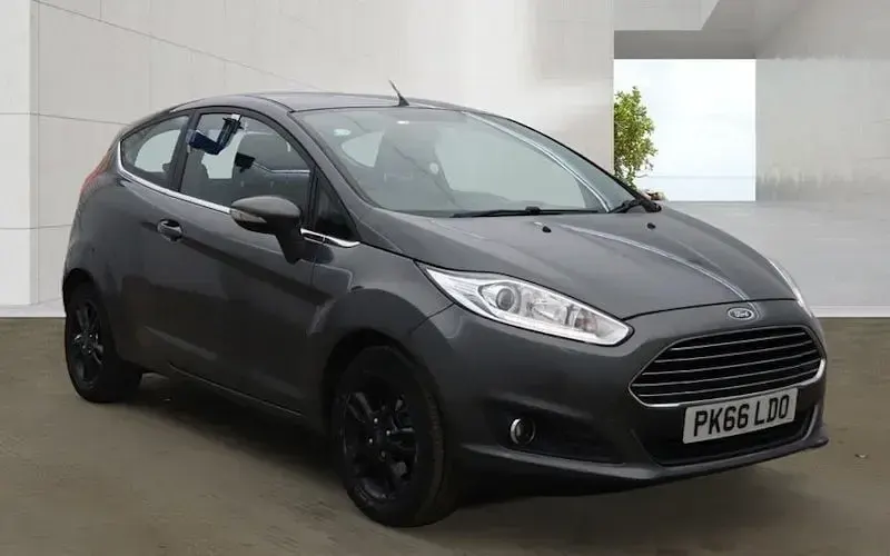 Used Ford Fiesta Zetec 82 HP (60 kW) 2016 Hatchback