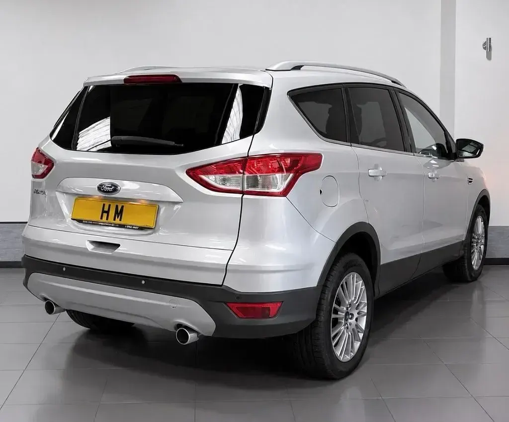 Used Ford Kuga Titanium 140 HP (102 kW) 2014 Silver SUV