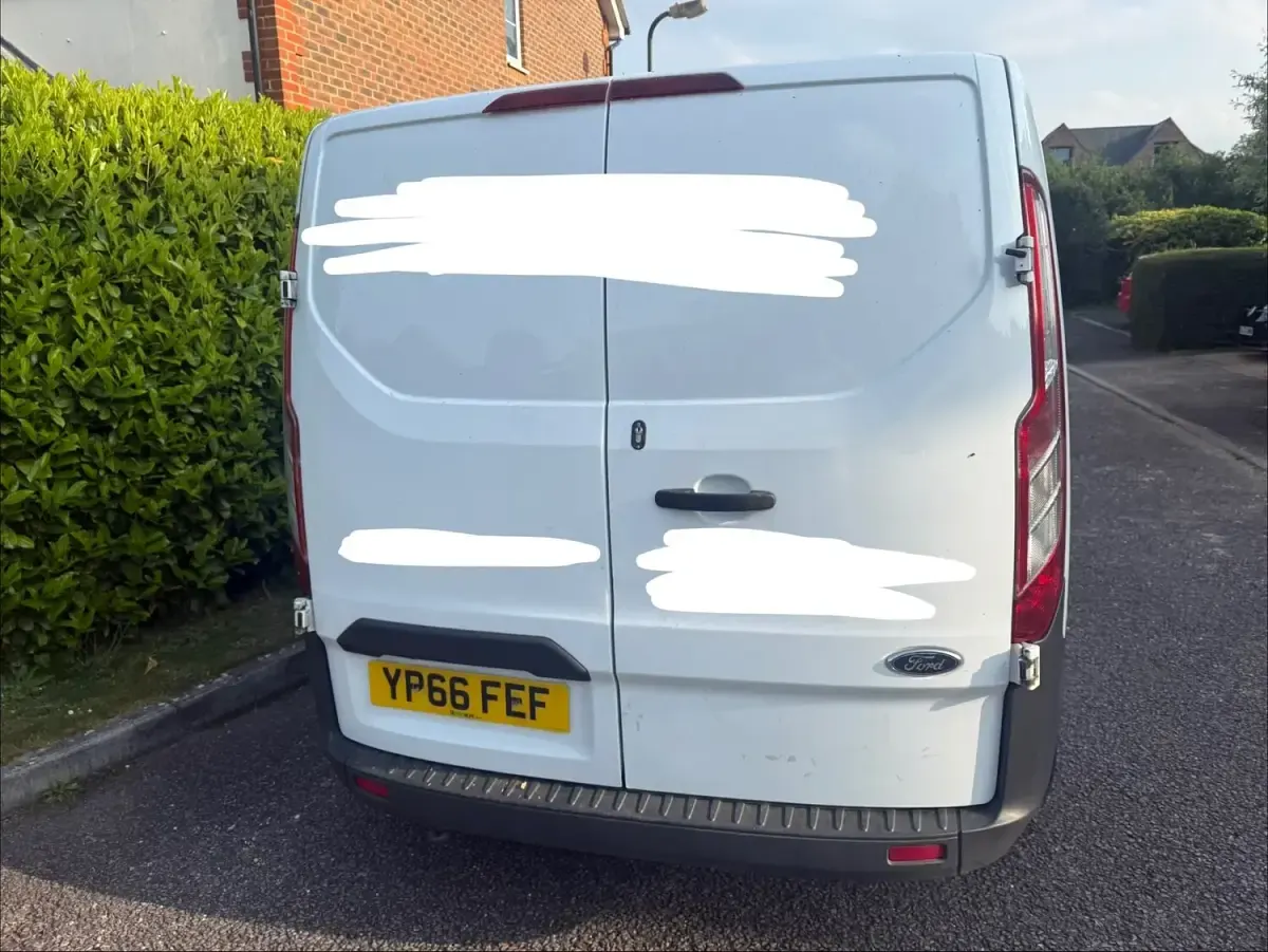 Used Ford Transit Custom 105 HP (77 kW) 2016 White Van