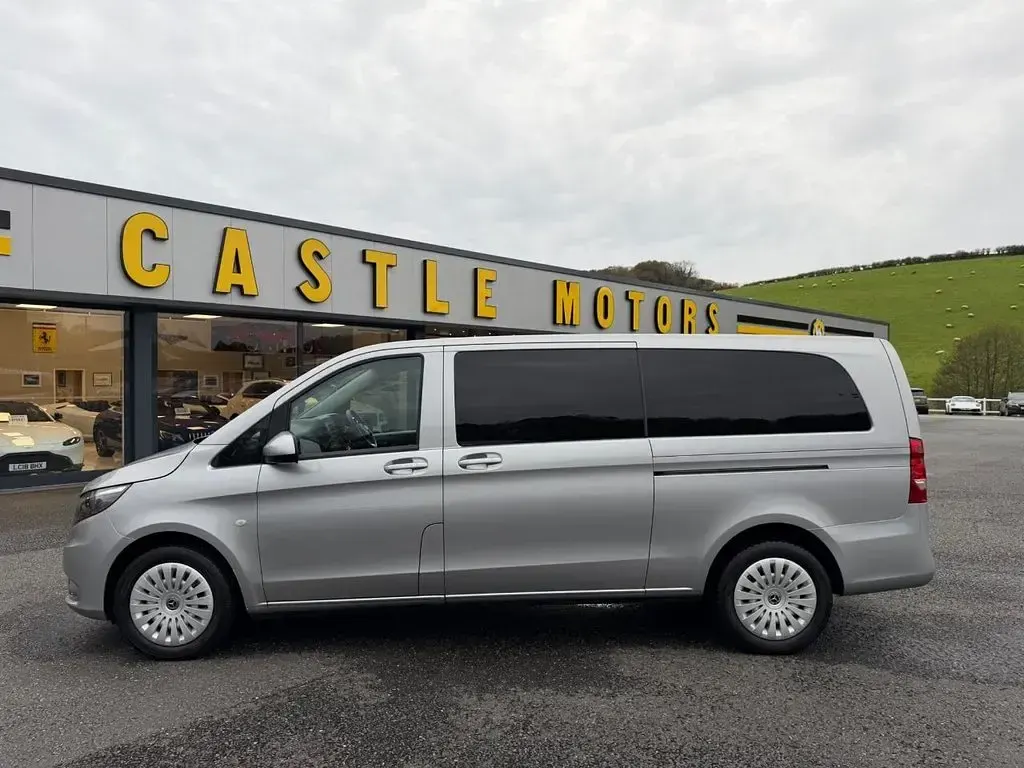 Used Mercedes Vito 136 HP (100 kW) 2020 Silver Van