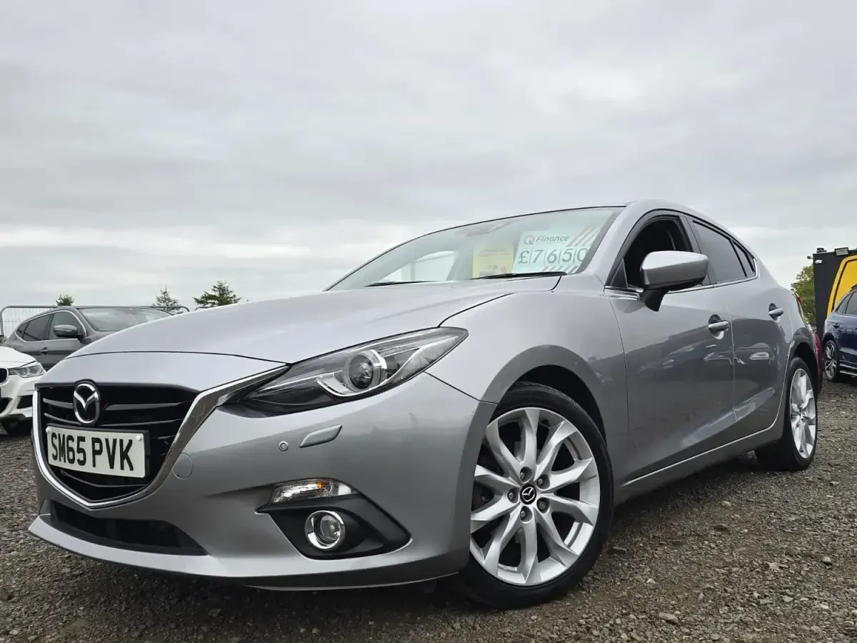 Usado Mazda 3 Inclusive 165 HP (121 kW) 2015 Prateado Citadino