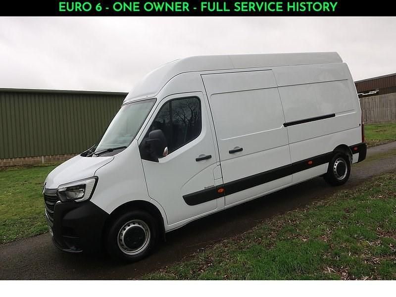 Used Renault Master Business 2022 White Van