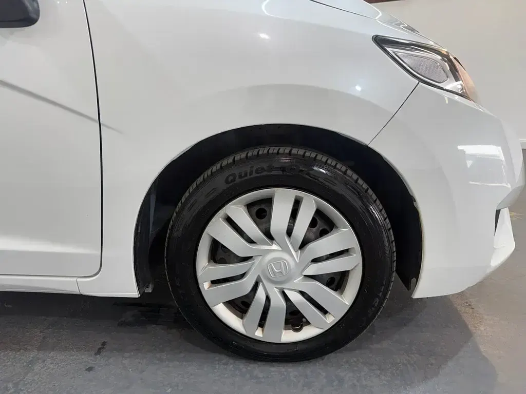 Used Honda Jazz S 102 HP (75 kW) 2016 White Hatchback