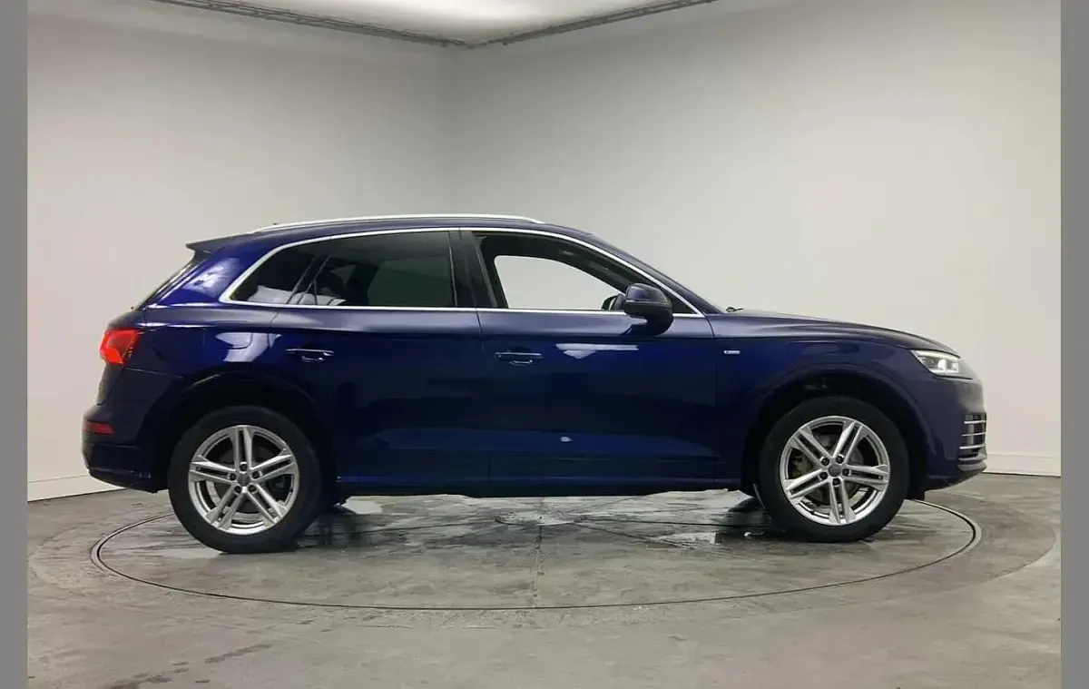 Used Audi Q5 S-Line 248 HP (182 kW) 2018 Blue SUV