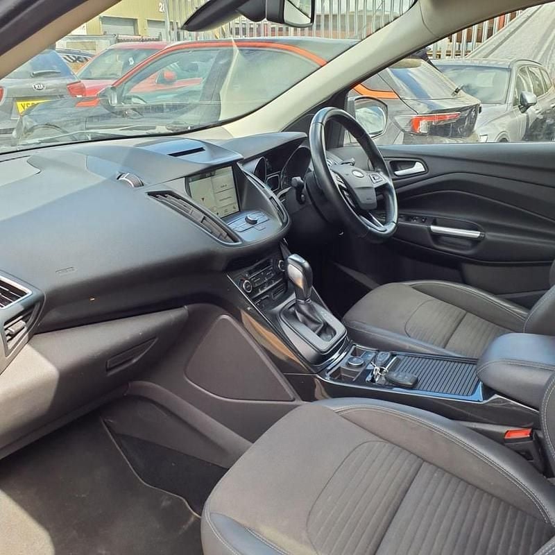 Used Ford Kuga Titanium 180 HP (132 kW) 2018 Grey SUV