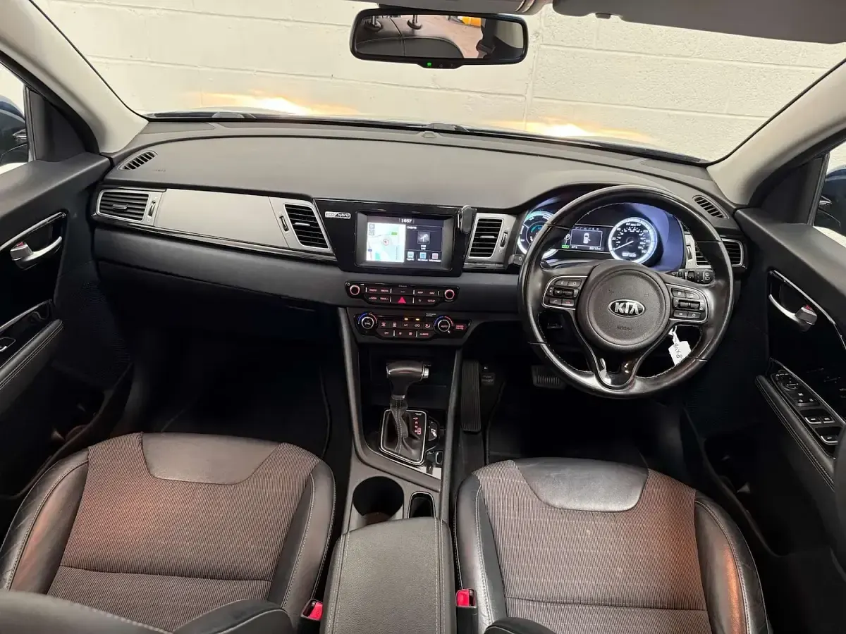 Used Kia Niro 141 HP (103 kW) 2018 Blue SUV