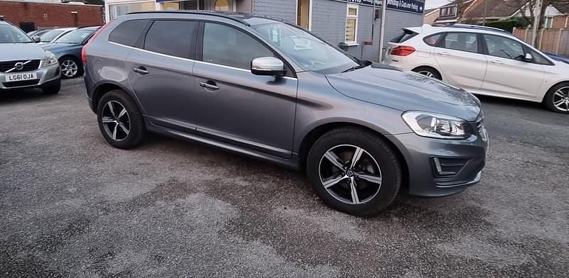 Used Volvo XC60 R-Design 220 HP (161 kW) 2016 Grey SUV