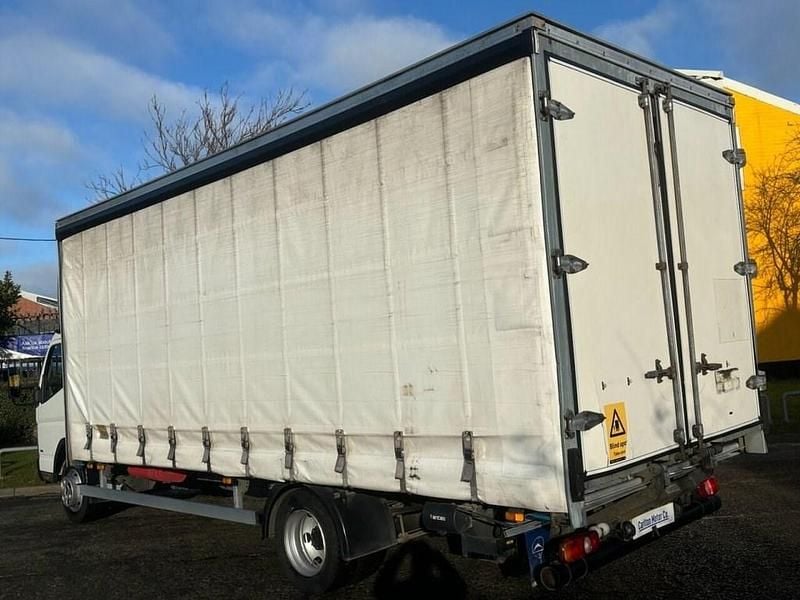 Used Mitsubishi Canter 148 HP (108 kW) 2019 White