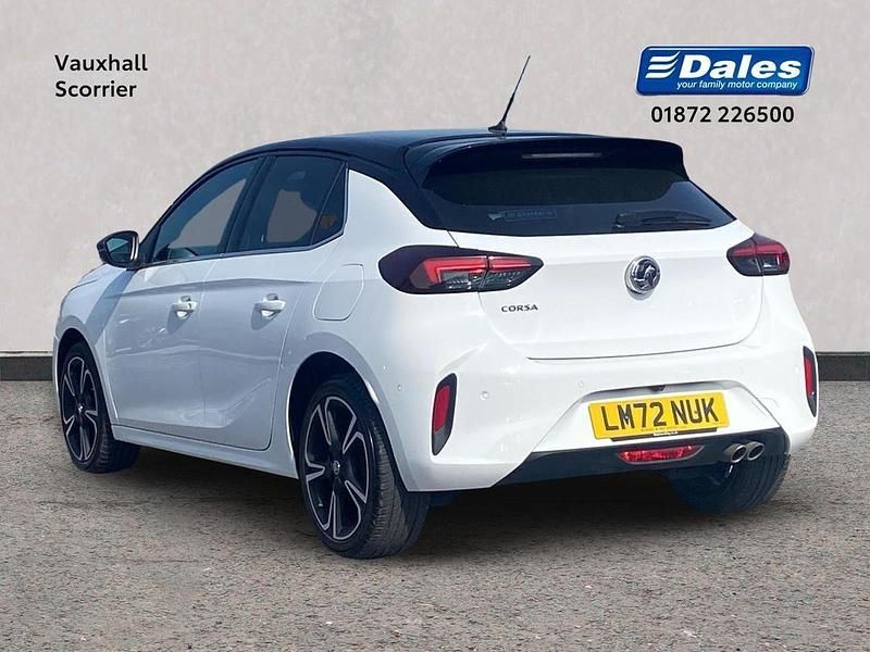 Used Vauxhall Corsa Ultimate 128 HP (94 kW) 2022 White Hatchback