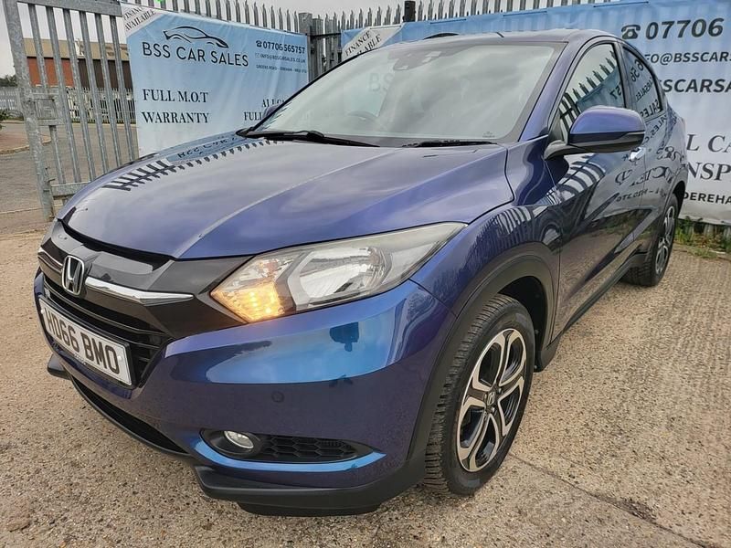 Used Honda HR-V SE 120 HP (88 kW) 2016 Blue SUV