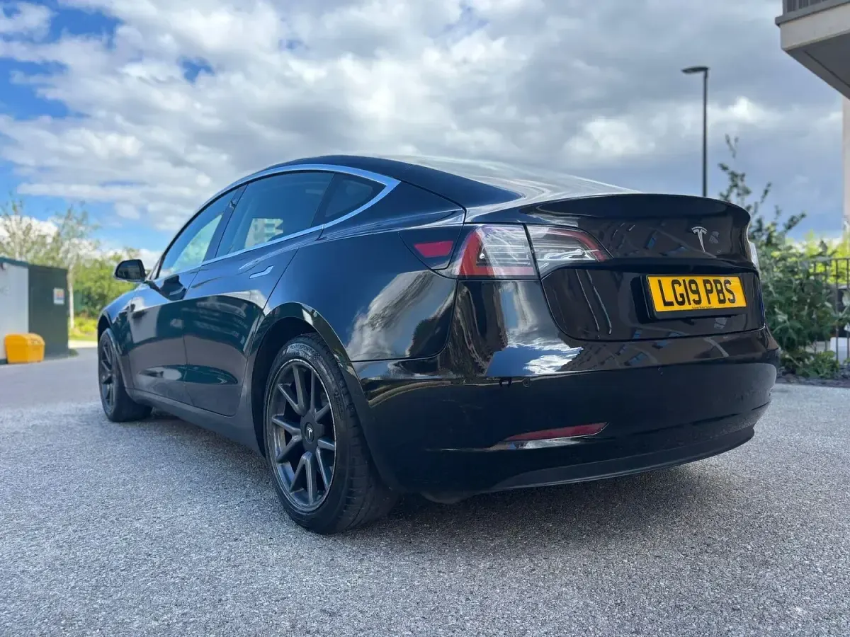 Used Tesla Model 3 Standard Range 52 kW (72 HP) 2019 Black Sedan