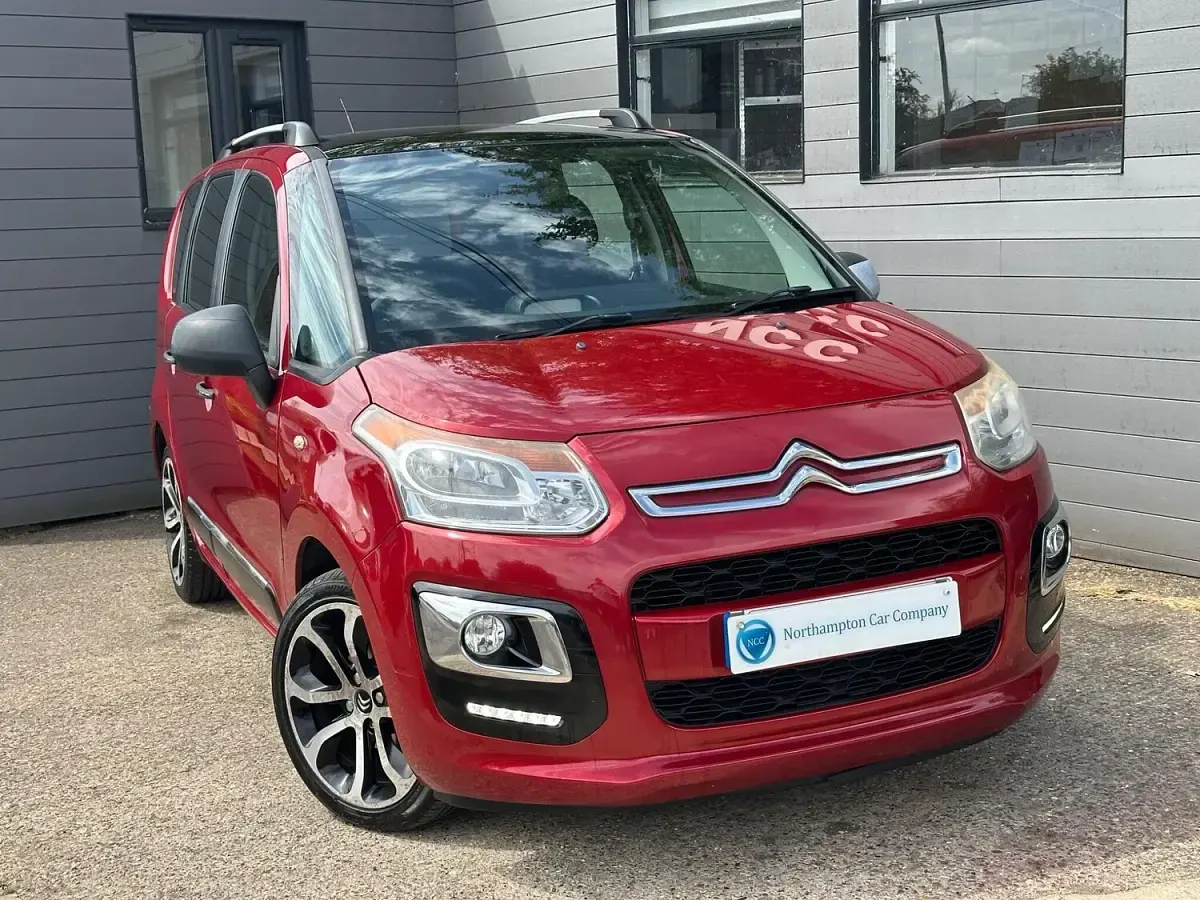 Used Citroën C3 Picasso SELECTION 2013 Red MPV