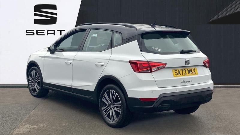 Used Seat Arona SE Technology 110 HP (80 kW) 2022 White SUV