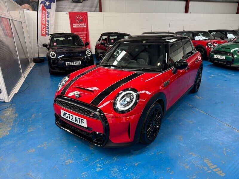 Red Used 2022 Mini Cooper S Exclusive Hatchback | £16,750 (Super price) - Image 1/4