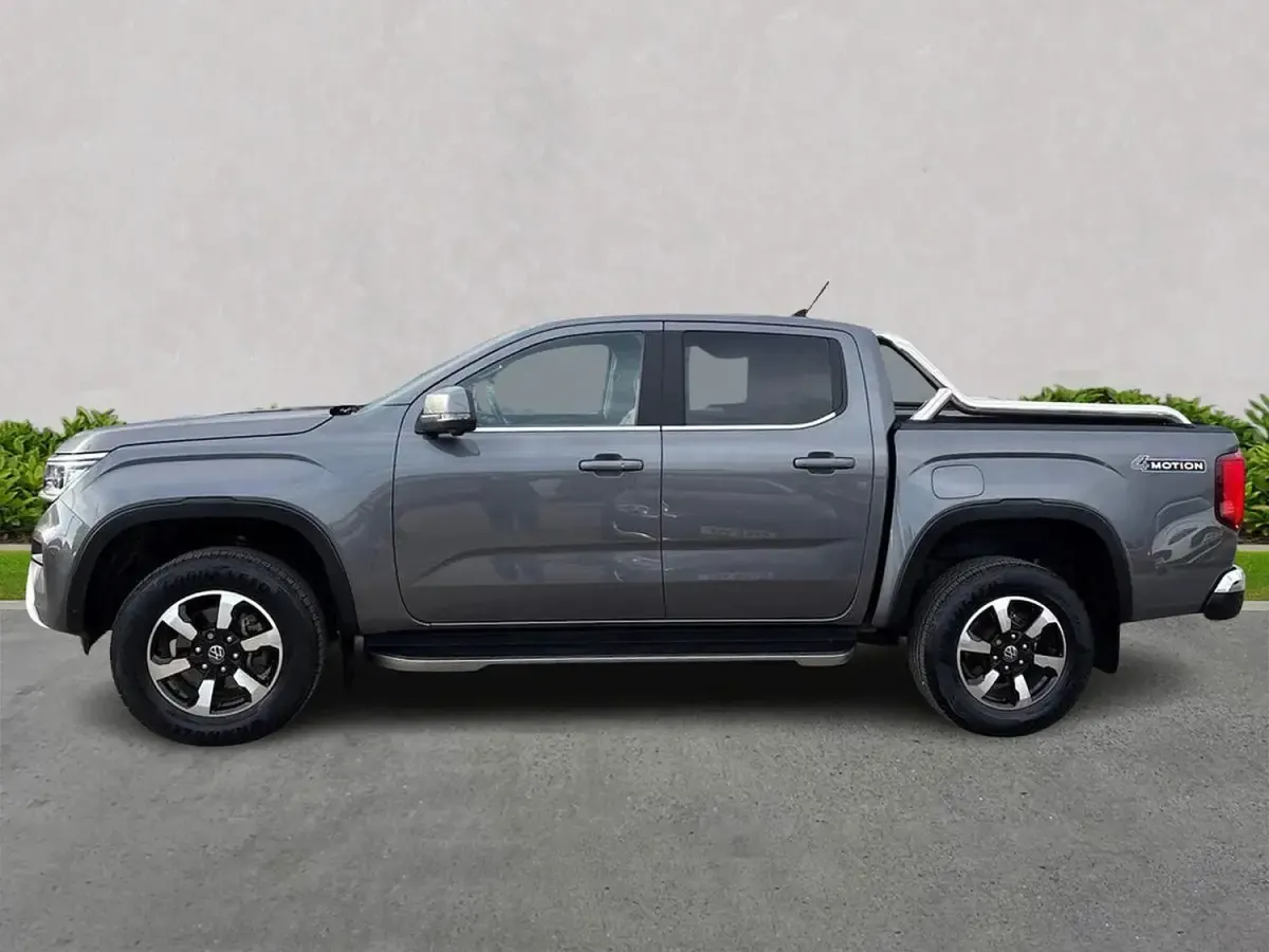 Usado VW Amarok Style 205 HP (150 kW) 2023 Cinzento Pickup