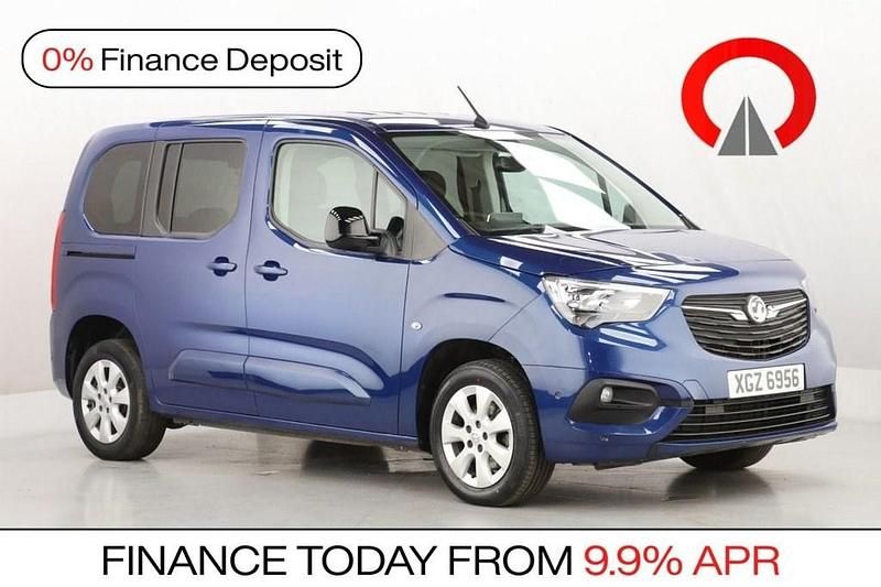 Used Vauxhall Combo S 100 HP (73 kW) 2022 Blue MPV