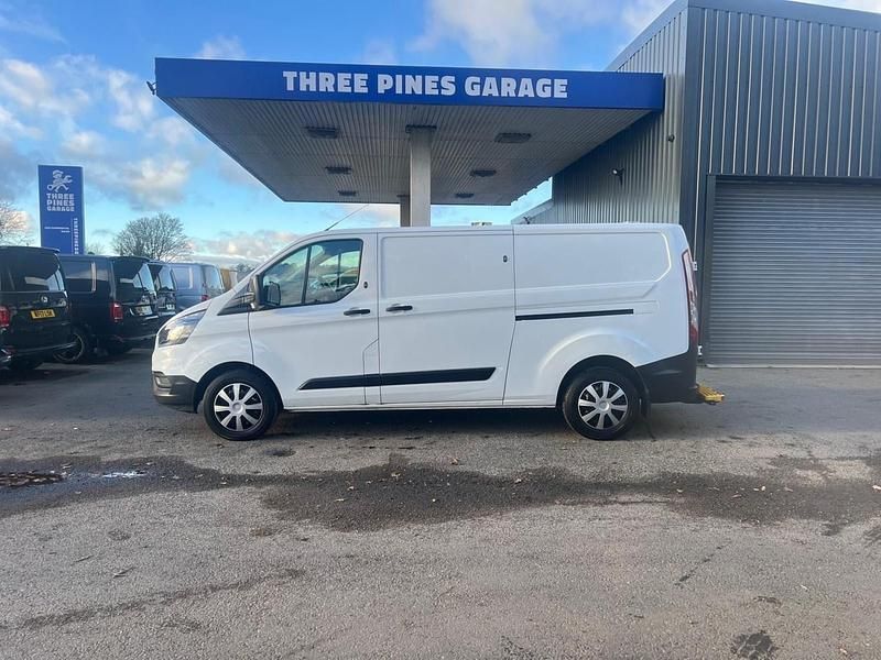 Used Ford Transit Custom 130 HP (95 kW) 2020 White Van