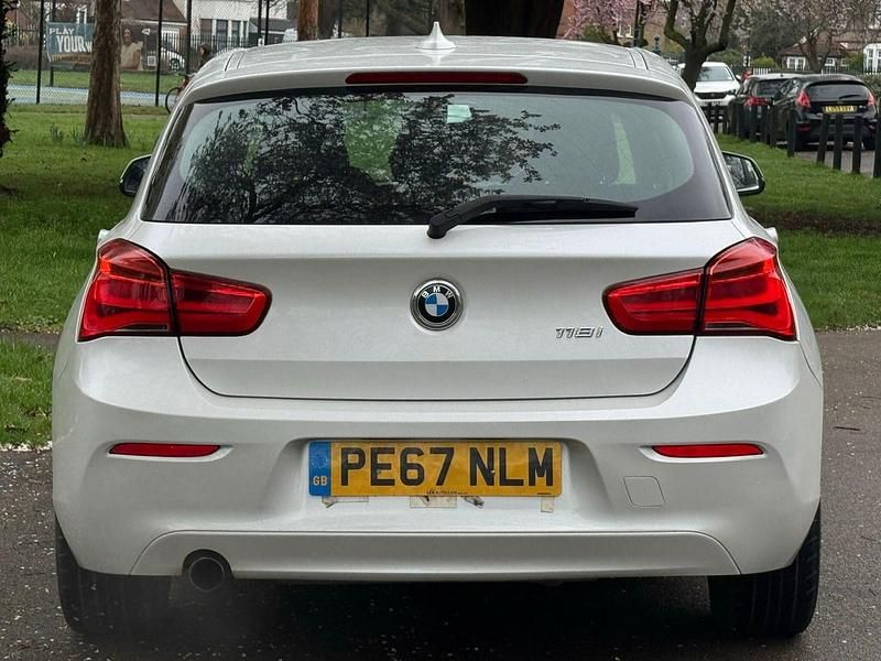 Used BMW 118 Comfort Edition 136 HP (100 kW) 2017 White Hatchback