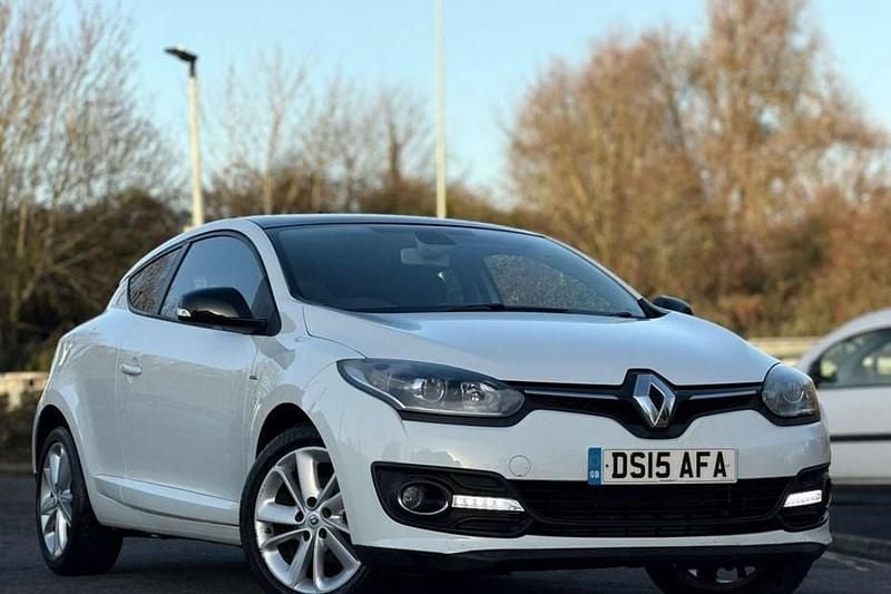 Used Renault Mégane III LIMITED 110 HP (80 kW) 2015 Coupe
