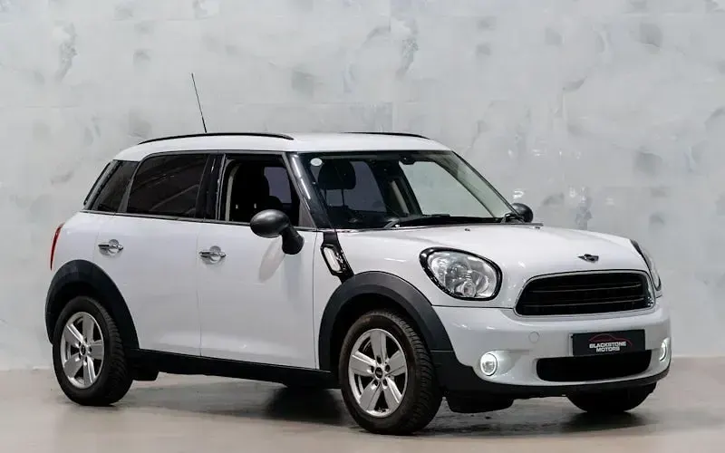 Used Mini ONE 98 HP (72 kW) 2015 Hatchback