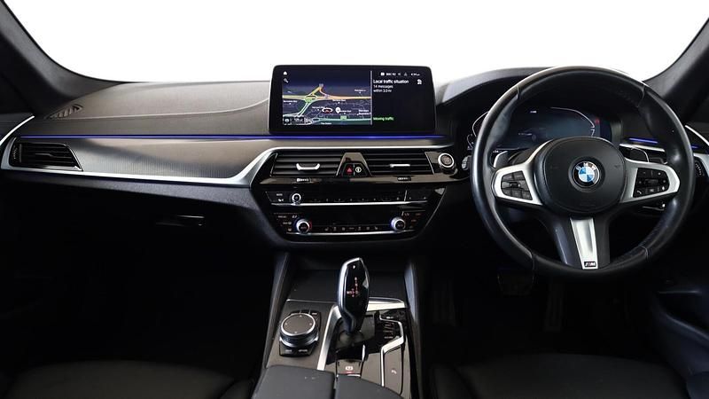 Used BMW 520 M Sport 187 HP (137 kW) 2023 Black Estate