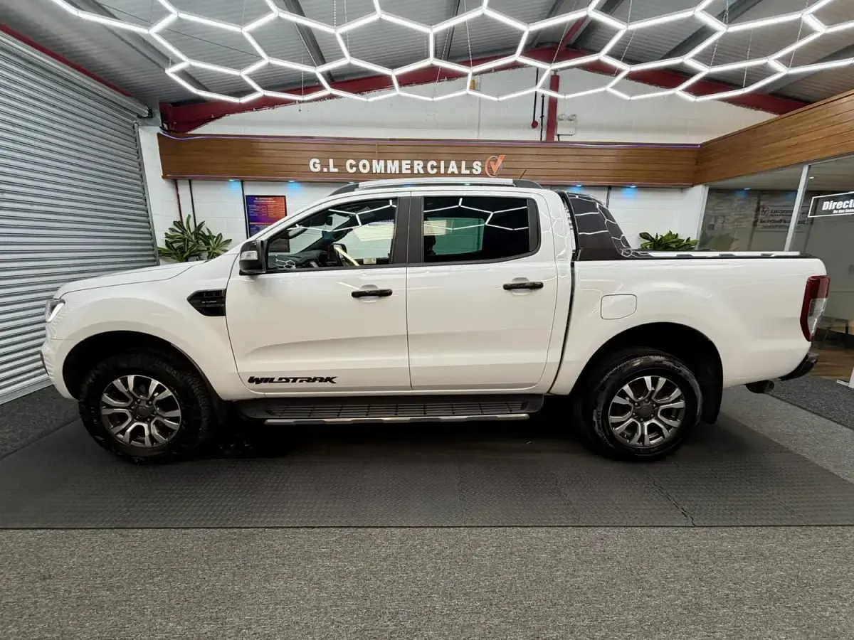 Second-hand Ford Ranger Wildtrack 213 CP (156 kW) 2023 Alb Pickup
