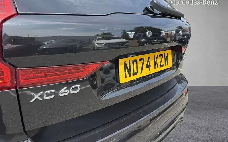 Used Volvo XC60 Plus 349 HP (256 kW) 2024 Black SUV