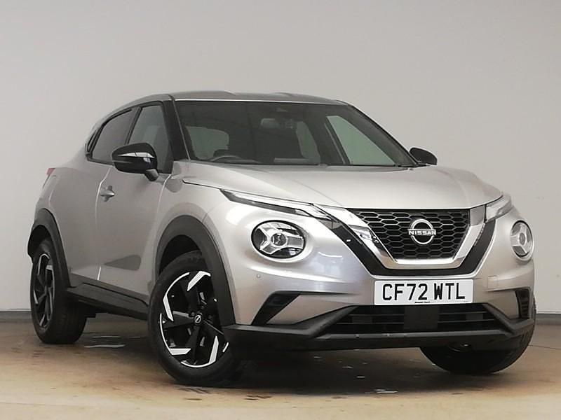 Used Nissan Juke N-Connecta 114 HP (83 kW) 2023 Silver SUV
