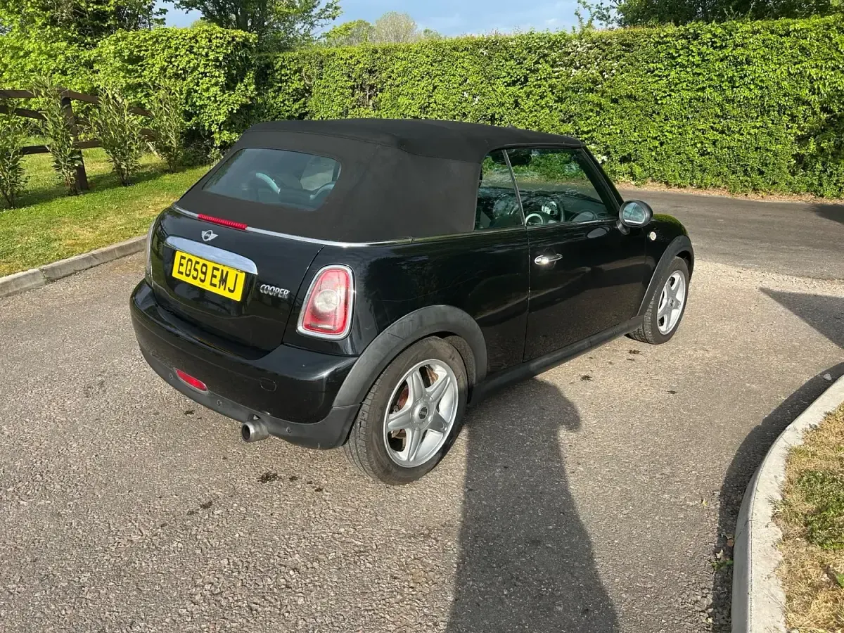 Usado Mini Cooper Cabriolet 2009 Preto Cabrios