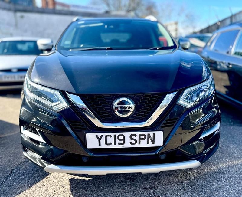 Used Nissan Qashqai N-Motion 2019 Black SUV