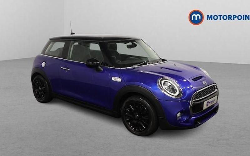 Usado Mini Cooper S Classic 192 HP (141 kW) 2019 Azul Citadino