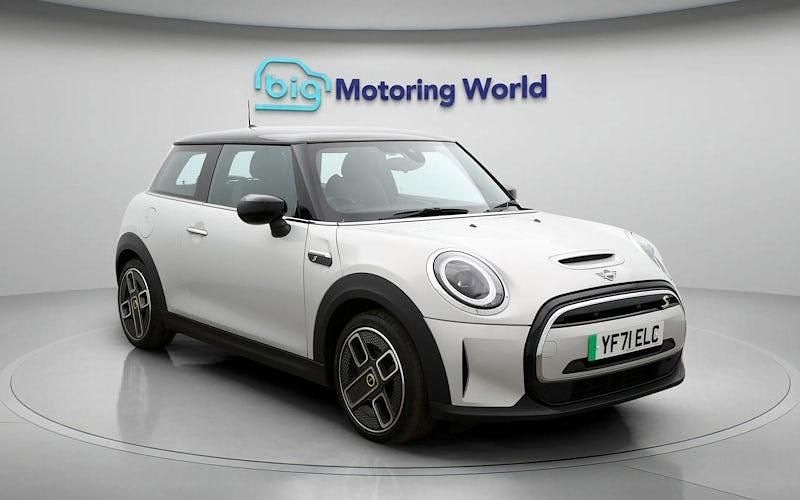 Used Mini Cooper Level 2 135 kW (184 HP) 2023 Hatchback