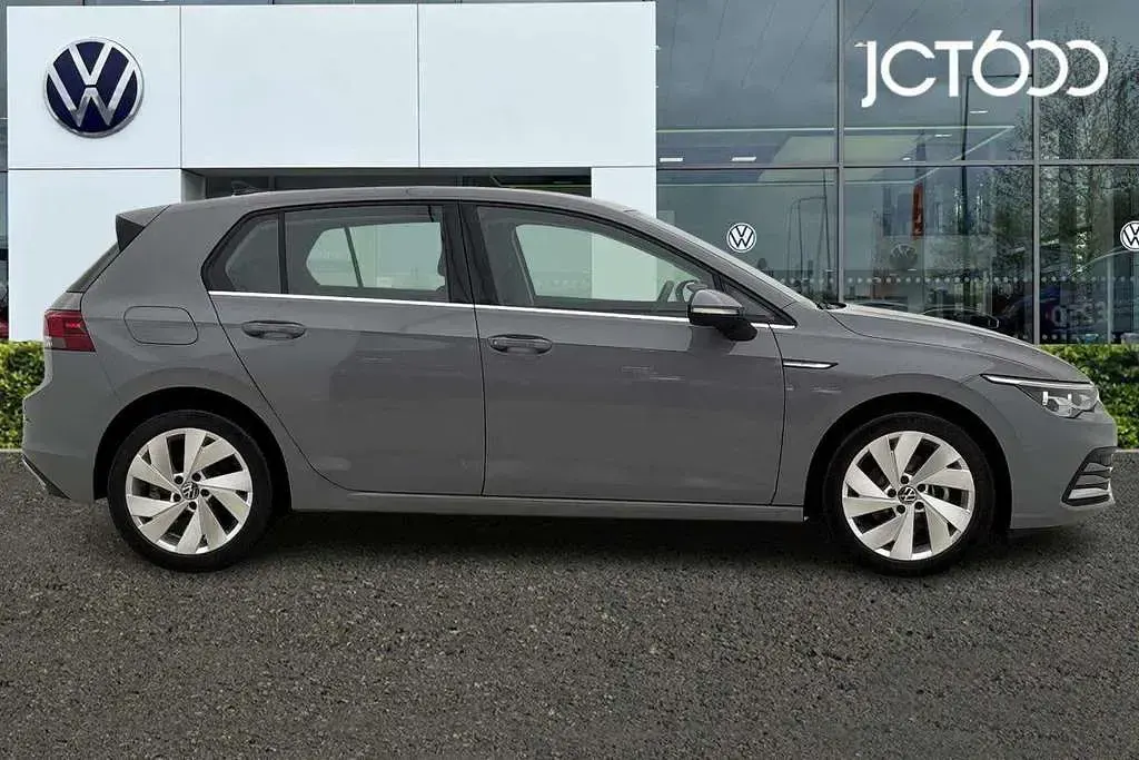 Used VW Golf VII Style 130 HP (95 kW) 2021 Grey Hatchback