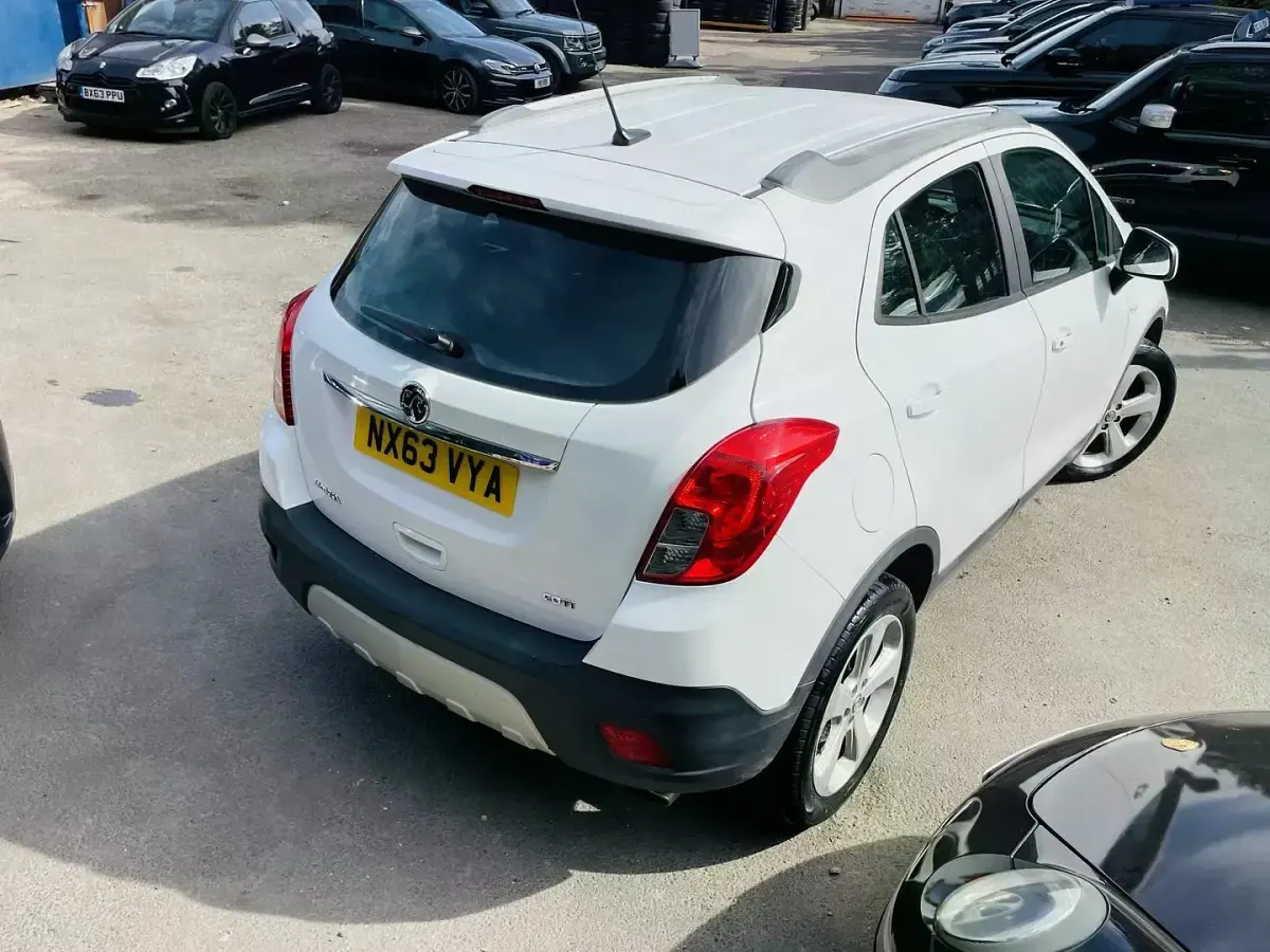 Used Vauxhall Mokka 130 HP (95 kW) 2013 White SUV