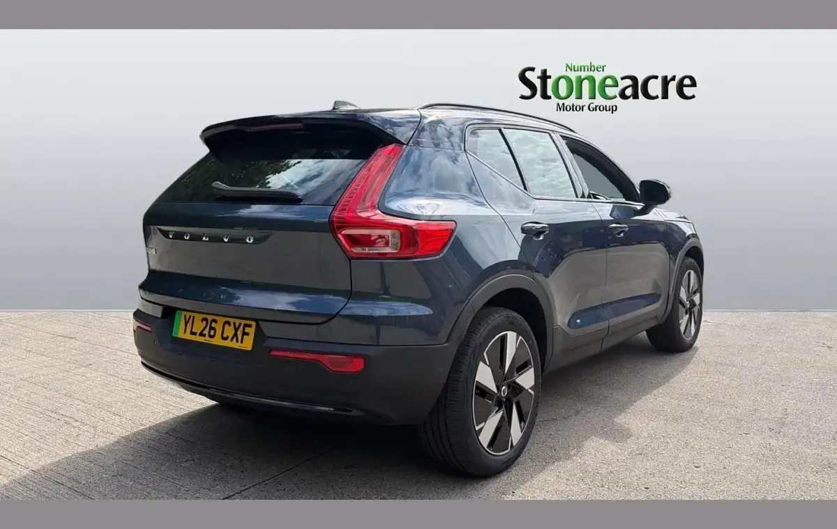 New Volvo EX40 Plus 185 kW (252 HP) 2026 Blue SUV