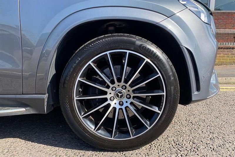 Used Mercedes GLE400 AMG line 330 HP (242 kW) 2023 Selenite grey Estate