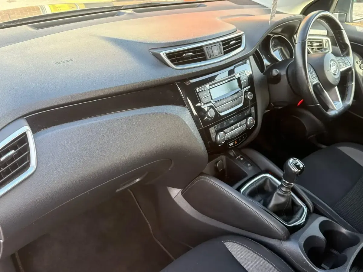 Używany Nissan Qashqai Acenta 2018 Szary SUV
