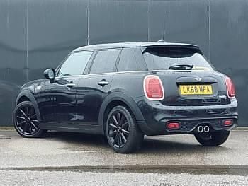 Used Mini Cooper S 192 HP (141 kW) 2018 Black Hatchback