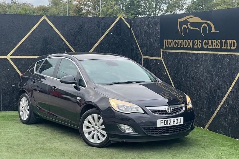 Black Used 2012 Vauxhall Astra Elite Hatchback | £2,995 (Fair price) - Image 1/1