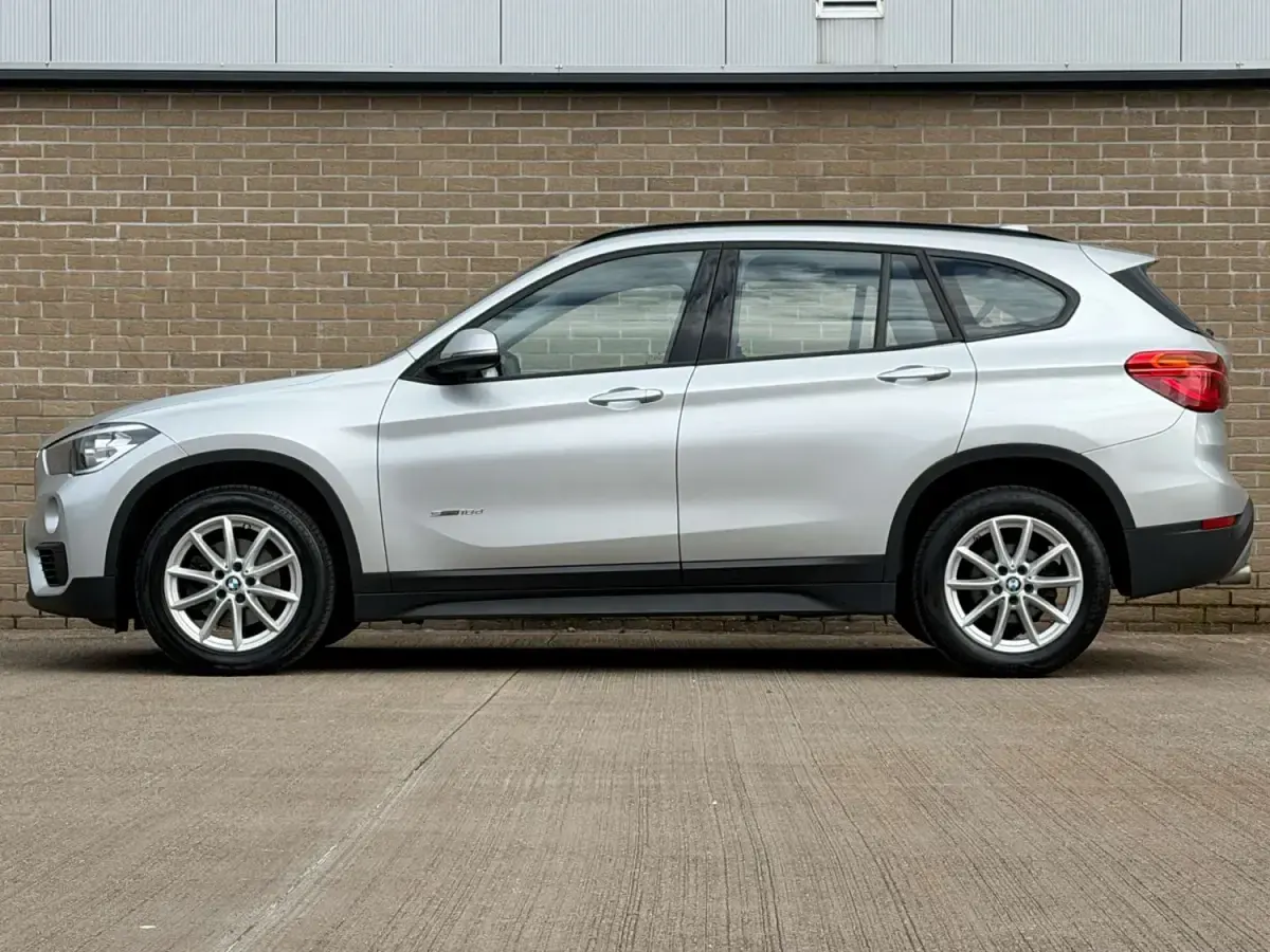 Używany BMW X1 Performance 150 KM (110 kW) 2017 Srebrny SUV