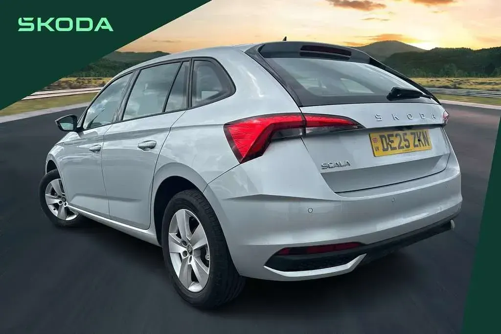 Used Skoda Scala SE 94 HP (69 kW) 2025 Silver Hatchback