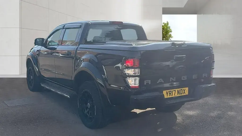 Used Ford Ranger Limited 160 HP (117 kW) 2017 Black Pickup