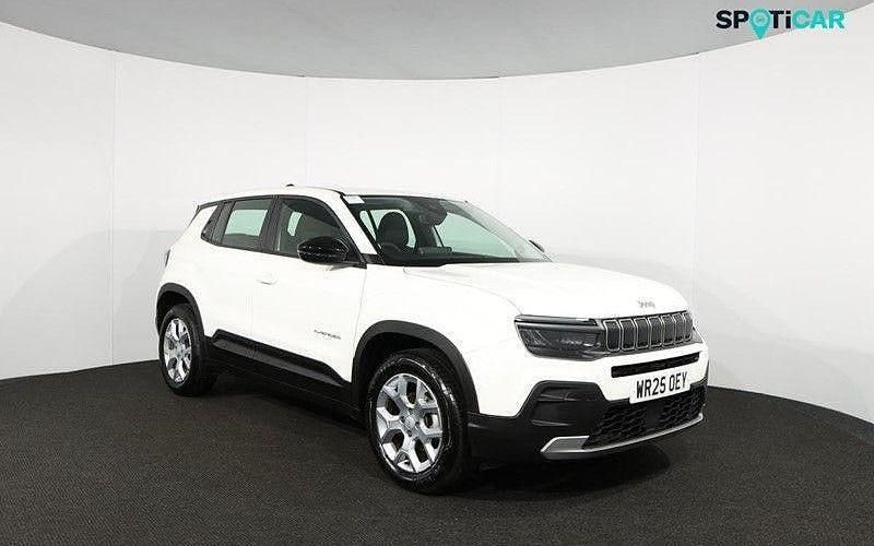 Used Jeep Avenger Altitude 101 HP (74 kW) 2025 White SUV