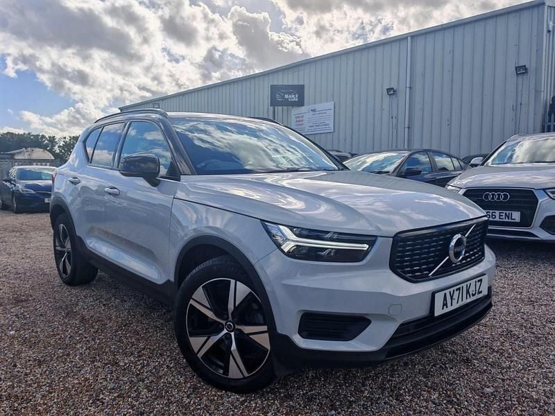 Silver Used 2021 Volvo XC40 R-Design SUV | £15,795 (Fair price) - Image 1/3