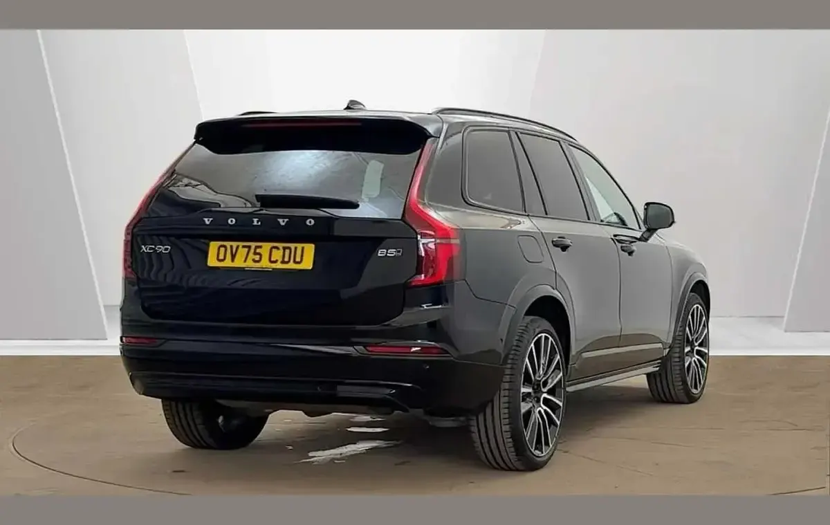 Used Volvo XC90 Ultra 455 HP (334 kW) 2025 Black SUV