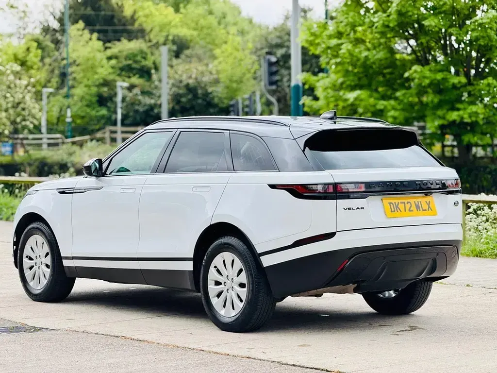 Used Land Rover Range Rover Velar S 204 HP (150 kW) 2022 White SUV