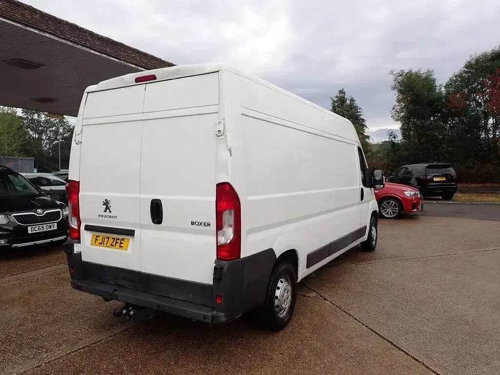 Used Peugeot Boxer 2017 White Van