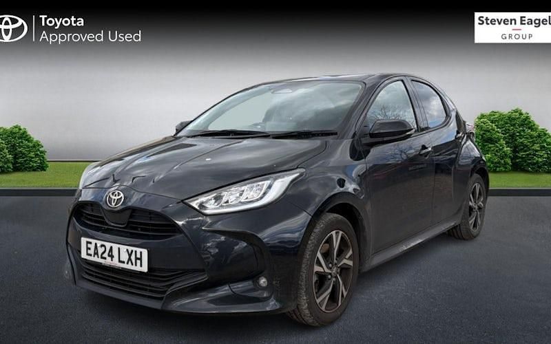 Used Toyota Yaris Hybrid Design 116 HP (85 kW) 2026 Hatchback
