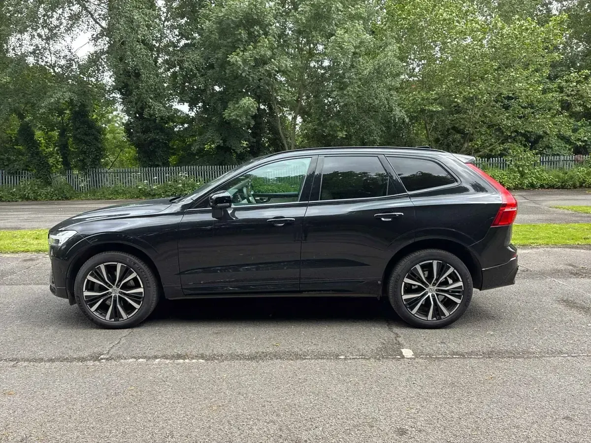 Used Volvo XC60 Plus 2025 Black SUV